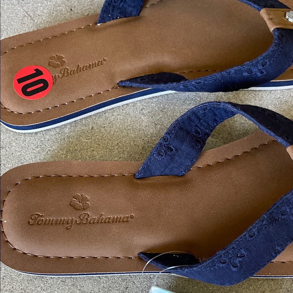 Tommy Bahama Women's Navy and Brown Flip Flop Sandals, Sz 10 - Picture 11 of 13